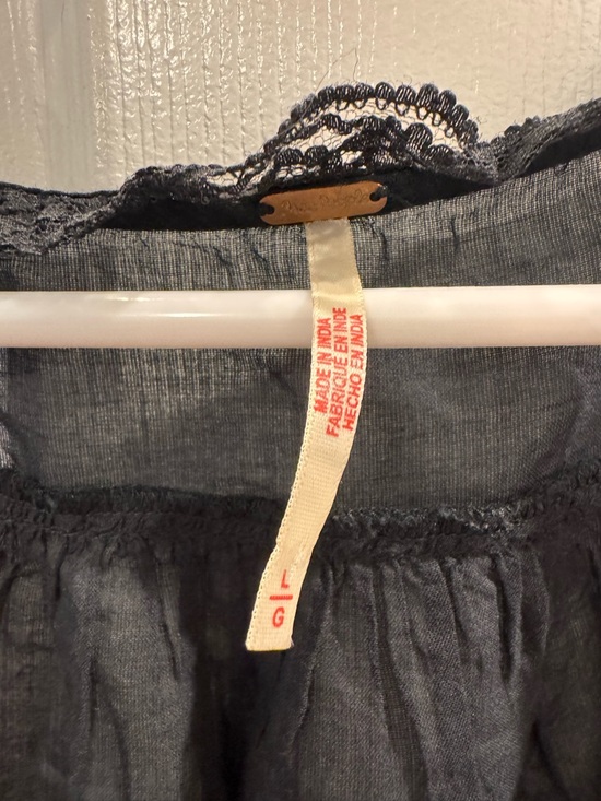 Free People Black Lace-Trim Sleeveless Button Tank - Picture 2 of 3